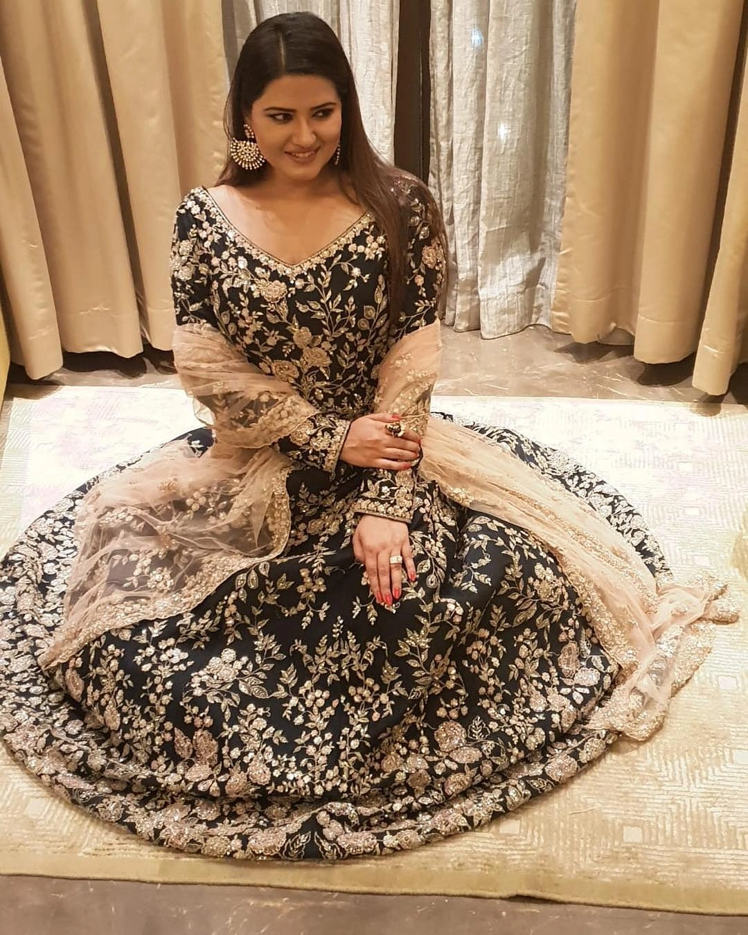 Kratika Sengar Net Worth