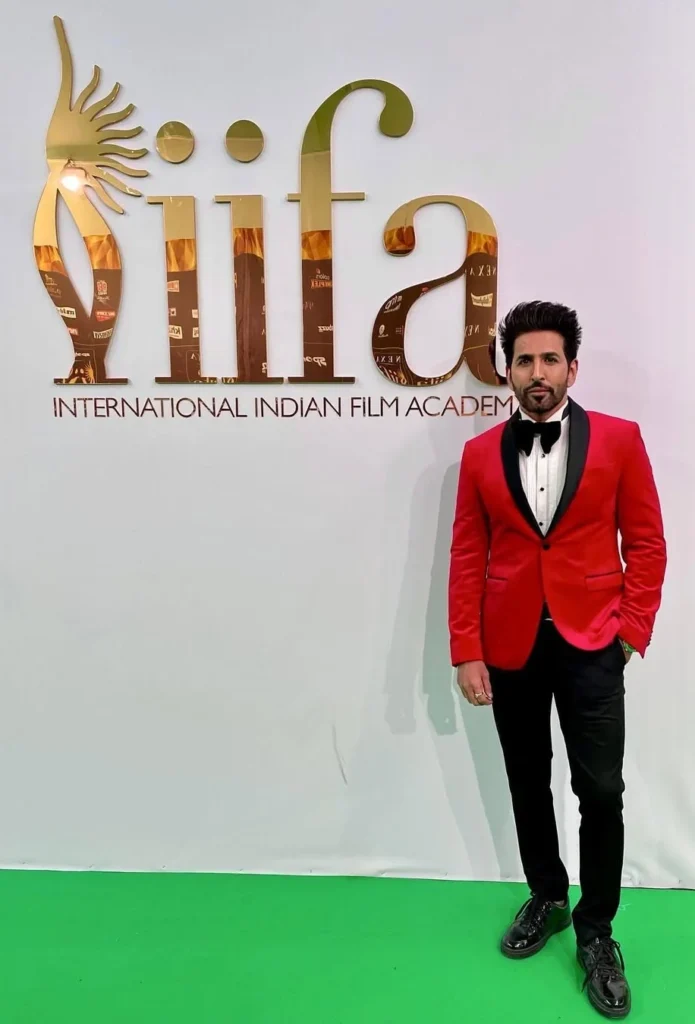 Vishal Kotian Height